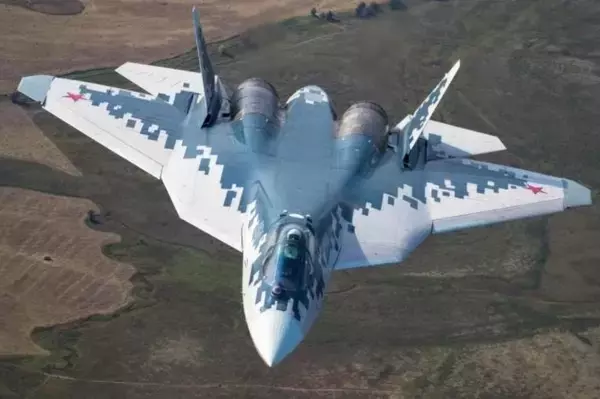 史上初の「ステルス空中戦」は印パ上空か　新鋭機獲得合戦が熾烈