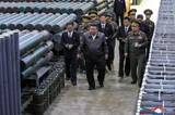 「金正恩氏、軍需工場を相次ぎ視察　弾薬増産と兵器生産の近代化を指示」の画像1