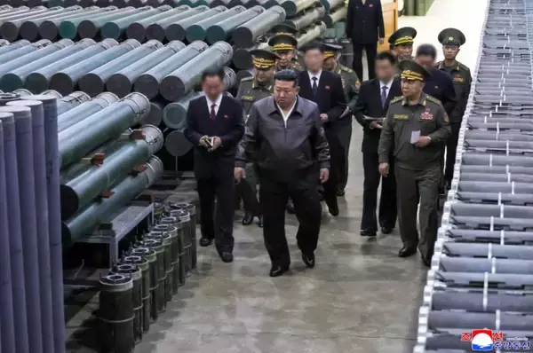 金正恩氏、軍需工場を相次ぎ視察　弾薬増産と兵器生産の近代化を指示