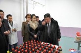 金正恩氏、2日連続で地方工場の竣工式に出席　地方発展の成果を強調