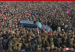 300人が強制された「令嬢カップル」の見せしめ体験