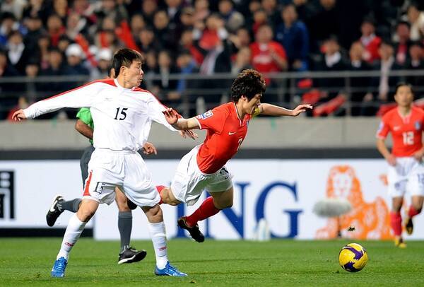 サッカー北朝鮮代表に３５歳の新監督 日本からも決勝点 18年12月13日 エキサイトニュース