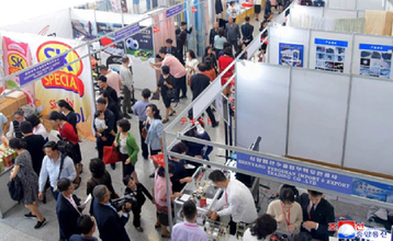 北朝鮮で秋季国際商品展覧会…中伊など３５０社参加