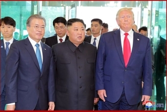米韓首脳会談、両国発表に「ズレ」…文在寅政権が「言い換え」か