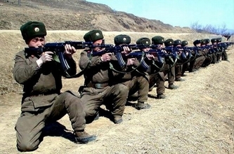 「銃器使用も辞さない」北朝鮮、新型コロナで中国に通告
