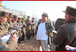 北朝鮮軍「兵士２００人生き埋め」の悪夢…地下軍事施設もダメージ