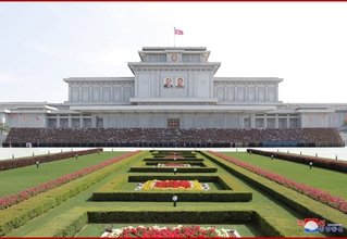 「金正恩氏の指導に従おう」北朝鮮紙、忠誠心を促す社説