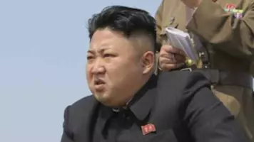 金正恩の 暴走ベンツ と並ぶ北朝鮮の 恐ろしいクルマ 21年3月4日 エキサイトニュース