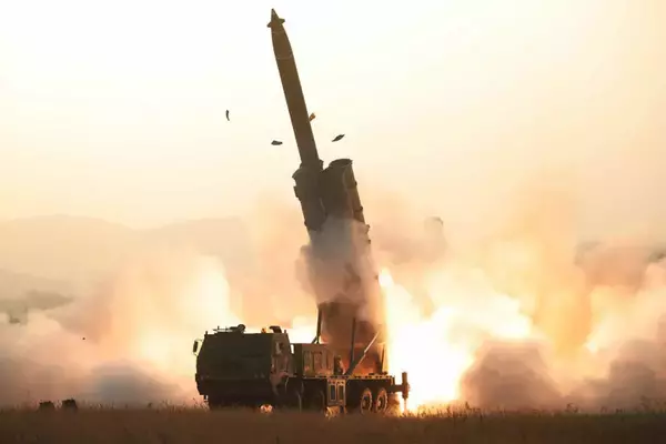 北朝鮮が発射したミサイル、約８０キロ飛行