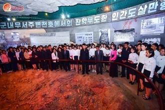 “米軍が虐殺”現場見学を避ける北朝鮮の学生たち「もはや形式だけ」