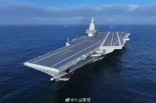 中国の最新鋭空母に「深刻な欠陥」か—国内メディアが異例の指摘