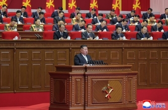 金正恩氏「北米関係は米国次第」　対韓国は一段と強硬化…党大会が閉幕