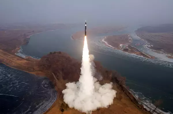 「核は人民の命守る盾」と正当化　北朝鮮、核戦力強化を一段と強調
