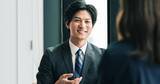 「年収が高い商社・卸売企業ランキング2025【トップ5】三井物産が2位、2000万円超えの1位は？」の画像1