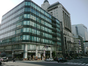 サントリー「本体上場」騒動の裏に創業家の相続問題