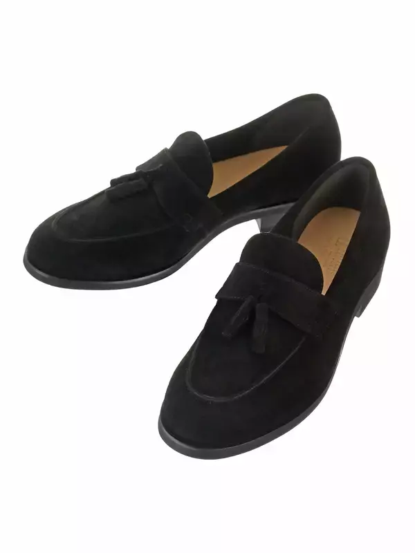 「革靴の「硬さ」や「締め付け」から足を解放蒸れにくく素足でも快適な「アンラインドローファー」を発売」の画像