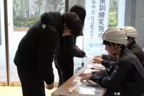 赤坂トラストタワー竣工後初　森トラストグループ春季総合震災訓練のご報告