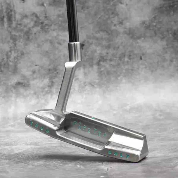 「ゴルフ５プレステージ誕生10周年　限定モデル発売、ベティナルディCEO来店・ピレッティCEO兼デザイナーによる特別フィッティングを開催」の画像