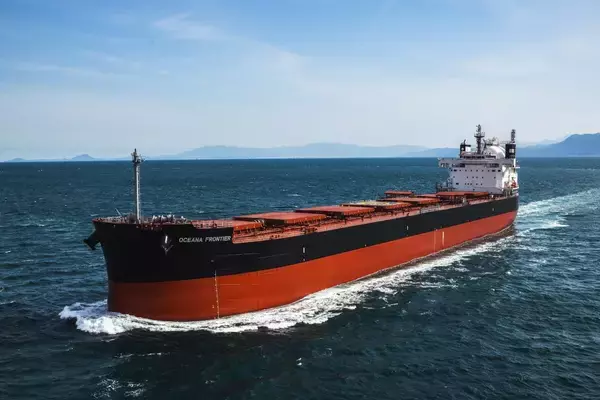 常石造船　世界初のLNG二元燃料KAMSARMAXを竣工