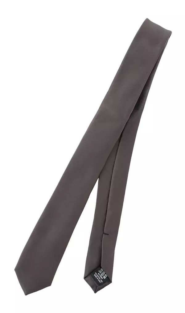 「「自分らしさ」を大切に、従来の枠にとらわれない新しい装いを提案　「レディーススタイルのネクタイ」が洋服の青山から新登場」の画像