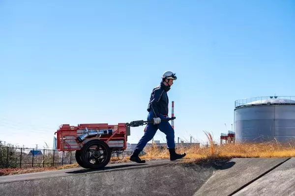 「電動アシストホースカー『X-QUICKER（クロスクイッカー）』静岡県内初導入」の画像