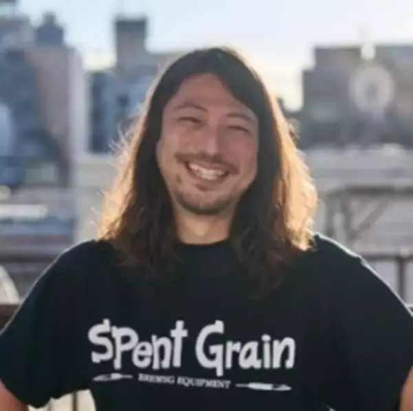 「ニコライ・バーグマン×三井デザインテック コラボレーションイベント　アーティスト監修の下、オフィスのリニューアル空間を彩るフラワーアート制作ワークショップを開催」の画像