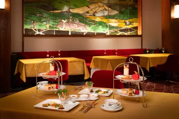 【万平ホテル】伝統と復刻のメニューを愉しむ「万平ホテル クラシック アフタヌーンティー」を発売