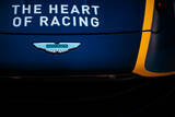 「The Heart of RacingがVantageで挑む2026年世界選手権　ジョニー・アダムとドゥドゥ・バリチェロが参戦」の画像1