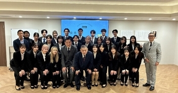 【産業能率大学】経営学部 漆田隆司ゼミ、ロイヤルグループと産学連携プロジェクトを実施5チームに分かれ担当者・経営層に向け、飲食店ブランドを題材にプレゼンテーション～実践的マーケティングをもとに学生目線を生かした施策を提案～