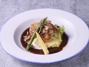 メニューで感じる春の訪れ！バーベキューリブレストラン「トニーローマ」スプリングメニューキャンペーン「Signs of Spring」