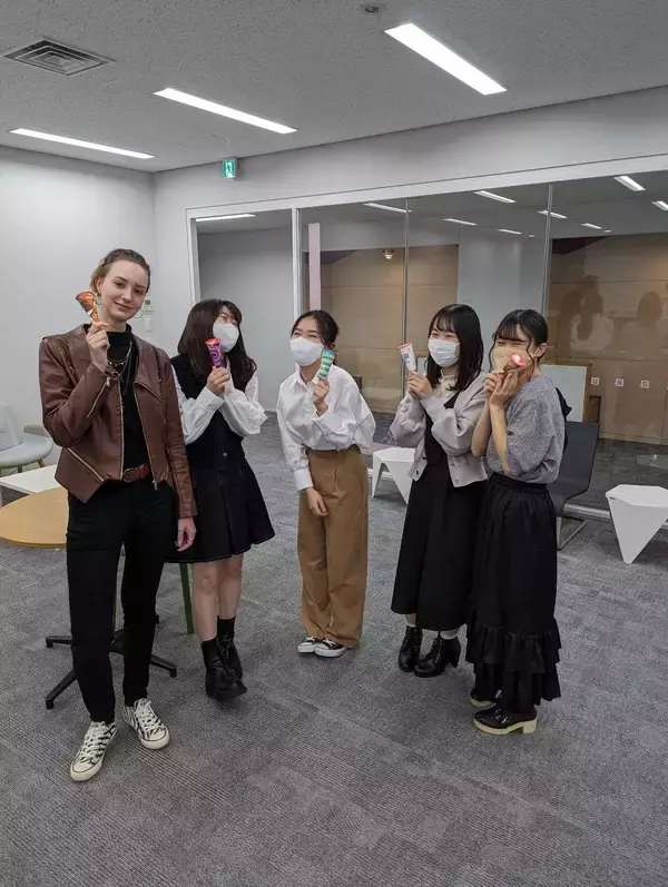 「学生目線で共立女子大学・共立女子短期大学の魅力を発信していく、学生スタッフチーム「共立Bouquet」が活動中　--学生の社会人スキルを向上させながら、高校生に寄り添った広報活動の実現を目指す」の画像