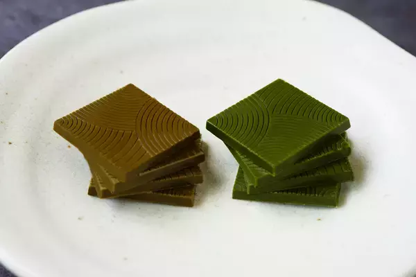 「【薫り高いバレンタイン】本格一番茶チョコレートの魅力に酔いしれる。濃厚抹茶専門店の「お濃茶チョコレート&ほうじ茶チョコレート」が冬季限定発売中！」の画像