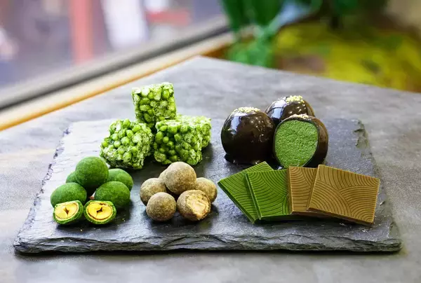 「【薫り高いバレンタイン】本格一番茶チョコレートの魅力に酔いしれる。濃厚抹茶専門店の「お濃茶チョコレート&ほうじ茶チョコレート」が冬季限定発売中！」の画像