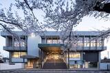 「盛岡の知や人が自然に集まり、つながり、地域へ循環していく図書館ー「盛岡市立図書館」がリニューアルオープン｜乃村工藝社は内部空間の企画・設計・制作・施工を担当しました」の画像1