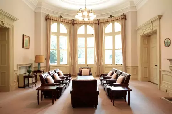 「清泉女子大学が重要文化財の本館（旧島津家本邸）を一般公開 ― 春（5～7月）の見学ツアー申込受付を開始」の画像