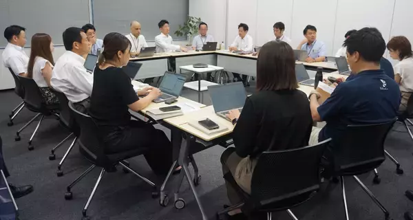 「損害車リユースのタウ千葉県の豪雨による被災車両は約18,000台発生と予測保管センターを設置し、車両の引取りを開始」の画像
