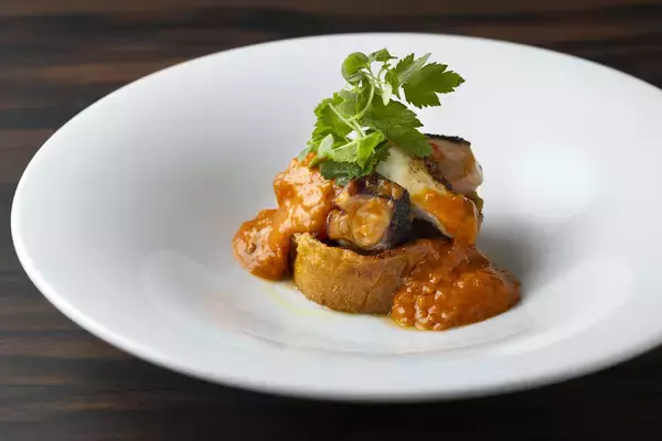 「【コートヤード・バイ・マリオット 新大阪ステーション】 日本の保存食をアメリカングリルに融合。冬限定ディナー「UMAMI FUSION(ウマミ フュージョン)」を発売」の画像