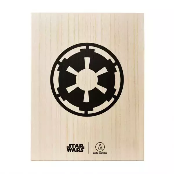 「オーディオテクニカ、『スター・ウォーズ』の世界を伝統工芸で描いたプレミアムウッドヘッドホンを全世界10台限定で発売」の画像