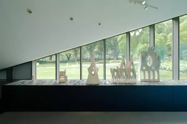 「東京工芸大学 工学部 山村健准教授がスペイン世界遺産「パラウ・グエル」企画展で学術監修ならびに空間デザインを担当　―アント二・ガウディ没後100年―」の画像