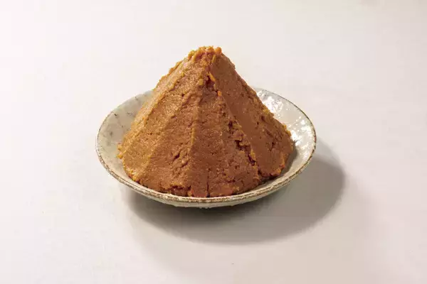 「外食チェーン初！飯田商店監修『味噌らぁ麺』が冷凍食品で登場 —Denny’s Table 4/21（火）発売」の画像