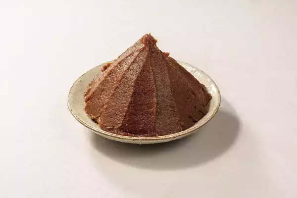 「外食チェーン初！飯田商店監修『味噌らぁ麺』が冷凍食品で登場 —Denny’s Table 4/21（火）発売」の画像