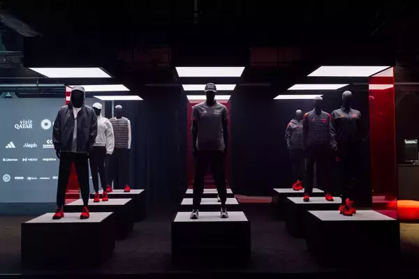 「adidas x Audi Revolut F1 Teamコレクションをグローバルで発表」の画像
