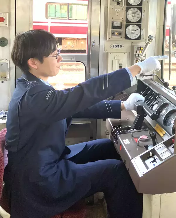 「駅係員・乗務員の身だしなみルールを変更いたします。」の画像