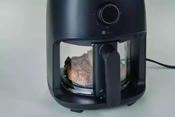 「中が見えて調理しやすい！グリル調理やお菓子作りにも使えるノンオイルフライヤーをエディオンとニトリで販売開始！」の画像