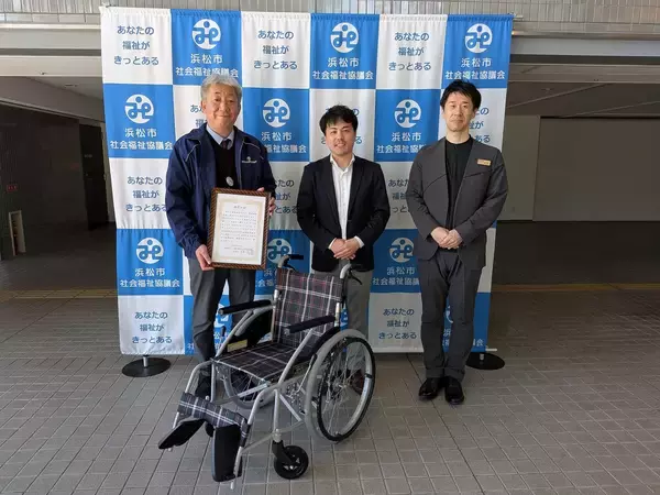 「プルタブ収集活動19年　累計385台の車椅子を福祉施設に寄贈」の画像