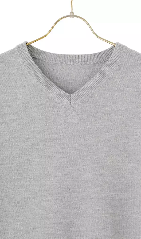 「洋服の青山レディースで支持されている『毛玉CLEARニット』　パーソナルカラー診断士監修で「イエベ」「ブルべ」それぞれに合うカラー登場！」の画像