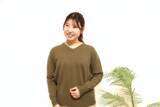 「洋服の青山レディースで支持されている『毛玉CLEARニット』　パーソナルカラー診断士監修で「イエベ」「ブルべ」それぞれに合うカラー登場！」の画像2