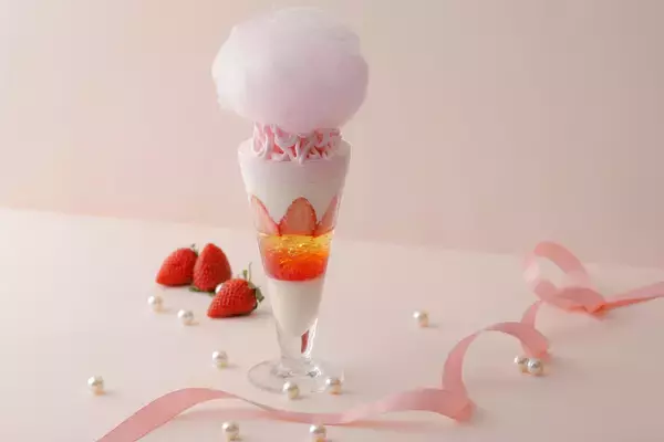 「【南紀白浜マリオットホテル】春を彩る、まりひめの贅沢パフェが登場「Strawberry Luxe」を発売」の画像