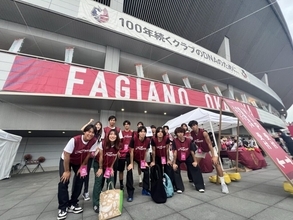 学生の声が、新スタジアム構想を動かすか。流通科学大学・青山ゼミの学生が『ファジアーノ岡山』新スタジアム整備に向け観戦者意識調査の結果報告・提案会を実施