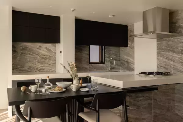 トランジットクリエイティブと共創する「INITIA ＆ Renovation ID」シリーズEDITION再編に伴い河原町二条・南青山の2つの住まいを公開